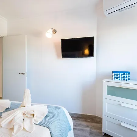 Apartment Beachfront Puerto Marina Benalmadena