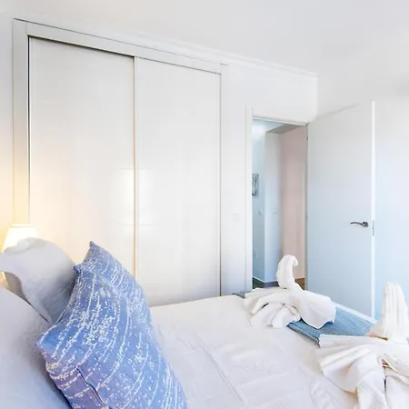 Apartment Beachfront Puerto Marina *
