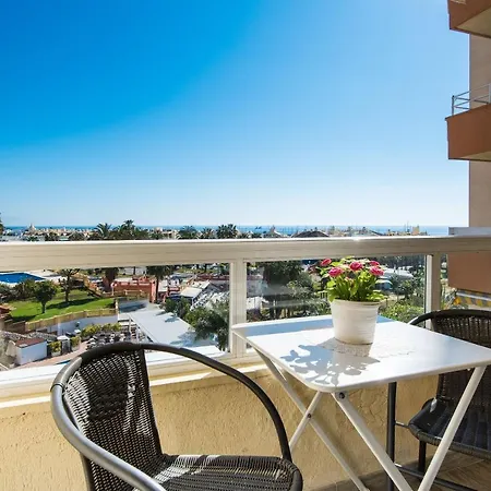 Apartment Beachfront Puerto Marina *